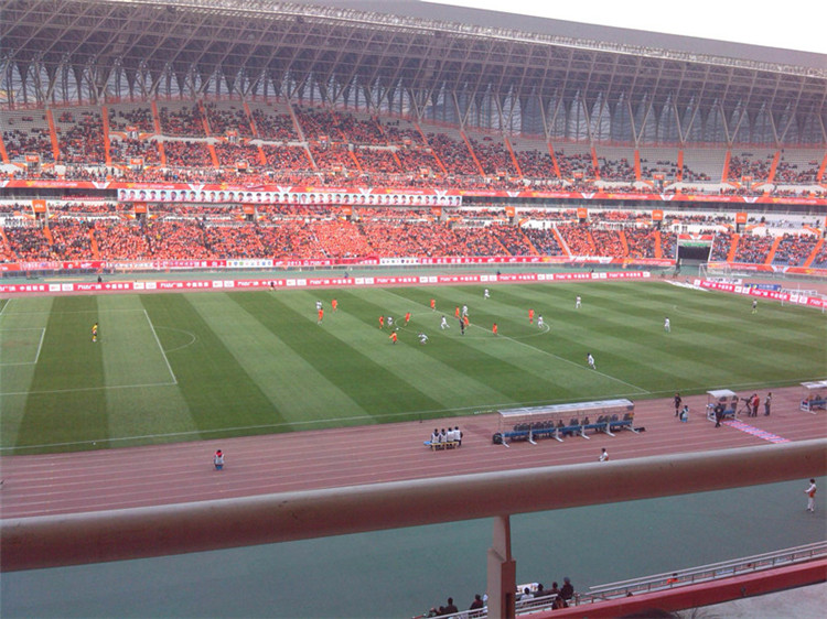 河北体育场看台网架